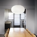 stolná lampa Philips 1 x 60W E27 - biela