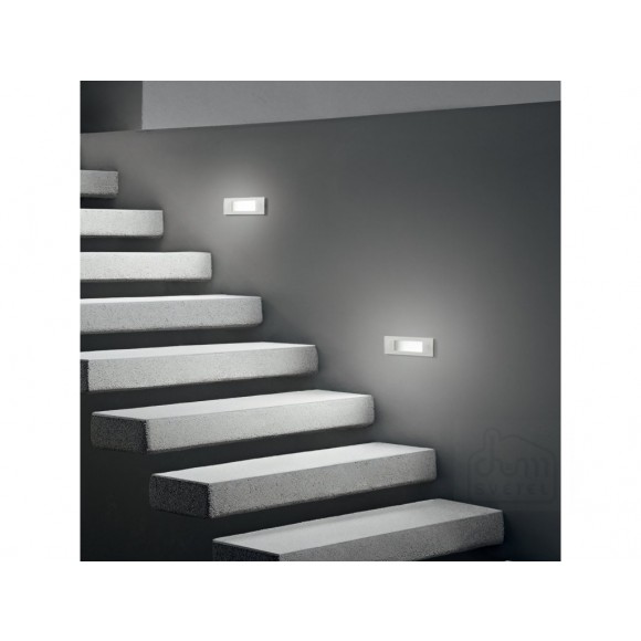 Ideal Lux 221854 vonkajšie nástenné svietidlo Nina 1x5W|R7S|IP55